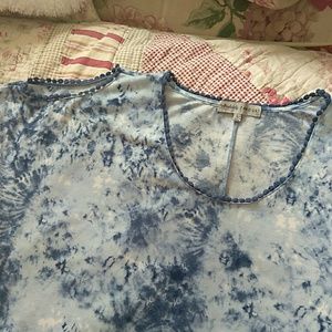 Absolutely Famous Tie Die Top